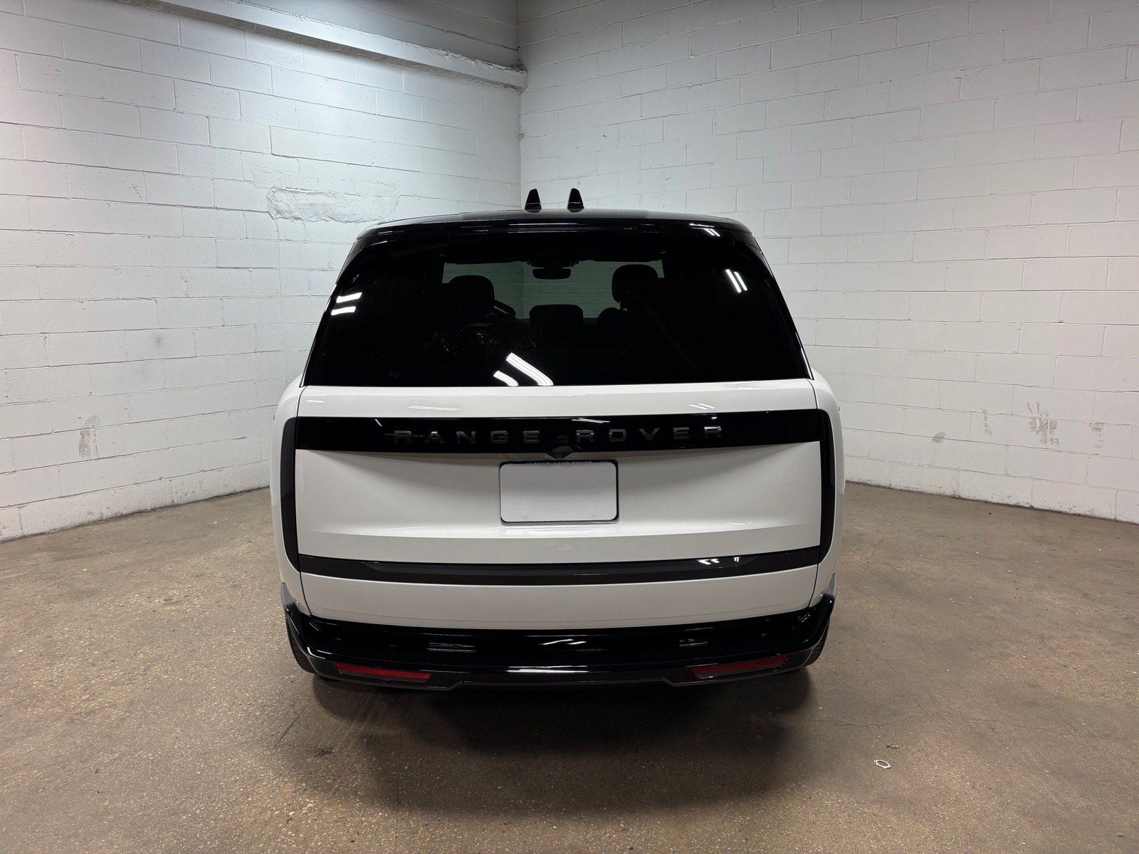 New 2026 Land Rover Range Rover SE AWD/4WD image 8