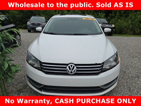 Used 2013 Volkswagen Passat 2.5 SE FWD image 1