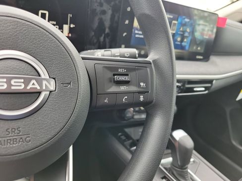 New 2026 Nissan Kicks SV image 25