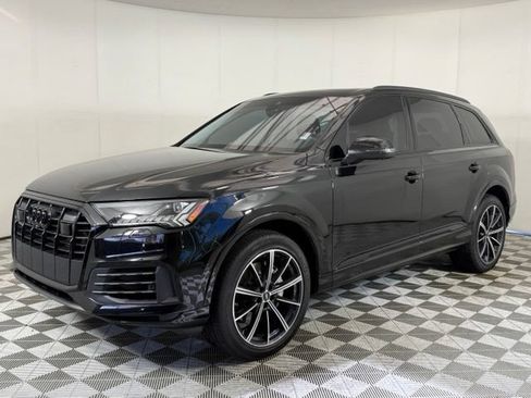 Used 2023 Audi Q7 3.0T Premium Plus AWD/4WD image 2