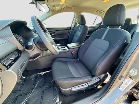 Used 2024 Nissan Sentra SV FWD image 19