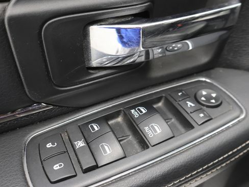 Used 2017 RAM 1500 Sport w/ Convenience Group image 40