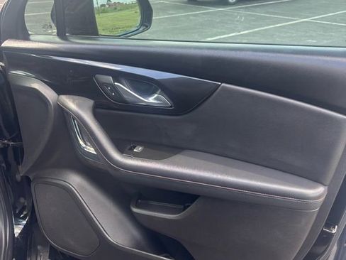 Used 2019 Chevrolet Blazer RS w/ Sun and Wheels Package FWD image 15