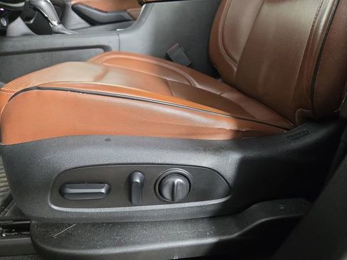 Used 2019 Chevrolet Traverse High Country AWD/4WD image 31