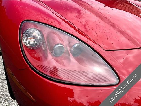 Used 2005 Chevrolet Corvette Convertible w/ Preferred Equipment Group RWD image 22