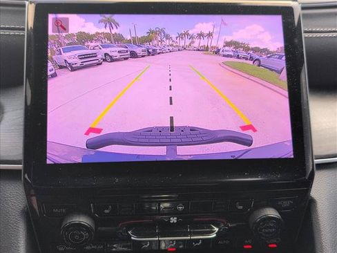 Used 2025 Jeep Grand Cherokee Limited w/ Trailer Tow Package RWD image 10