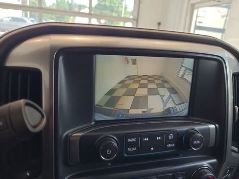 Used 2019 Chevrolet Silverado 2500 LTZ w/ Vortec Plus Package AWD/4WD image 18