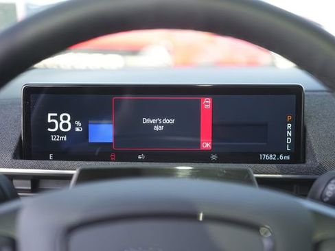 Used 2024 Ford Mustang Mach-E Premium image 25