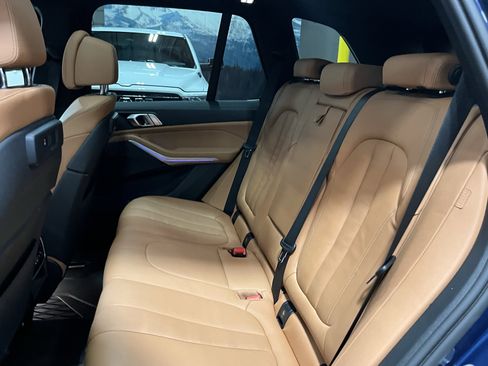 Used 2022 BMW X5 xDrive40i AWD/4WD image 15