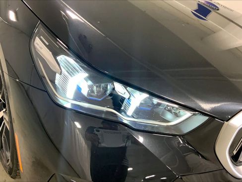 New 2026 BMW 540i xDrive w/ M Sport Package AWD/4WD image 13