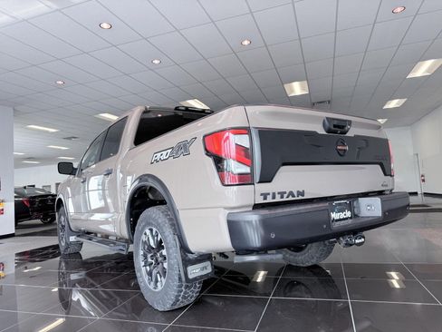 Used 2021 Nissan Titan PRO-4X w/ Pro-4x Utility Package AWD/4WD image 6