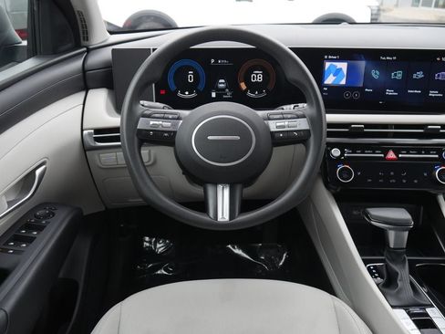 Used 2025 Hyundai Tucson SEL FWD image 34
