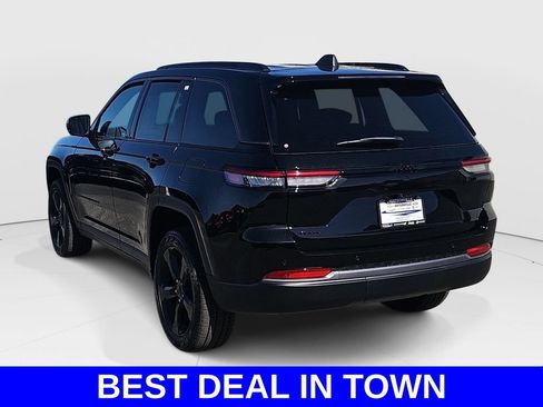 New 2026 Jeep Grand Cherokee Limited w/ Limited Altitude Package AWD/4WD image 5