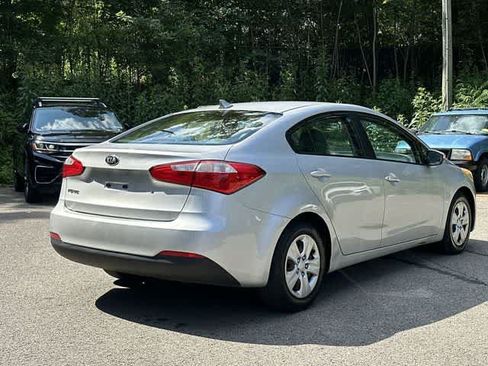 Used 2015 Kia Forte LX FWD image 21