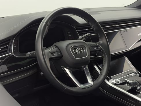 Used 2025 Audi Q7 3.0T Premium Plus AWD/4WD image 11