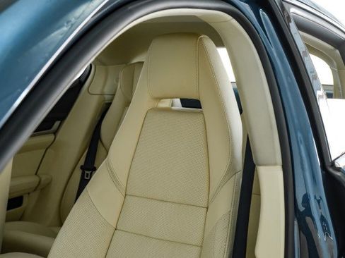 Used 2011 Porsche Panamera 4S image 26