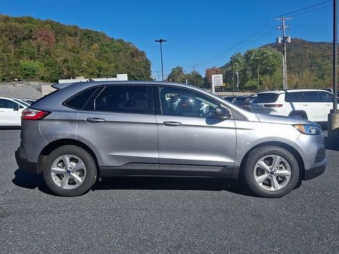 Used 2022 Ford Edge SE image 11