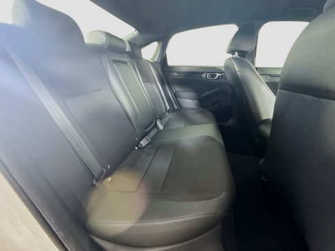 Used 2025 Honda Civic Sport image 27