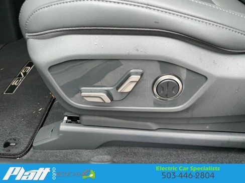 Used 2025 Kia EV9 Light Long Range image 23