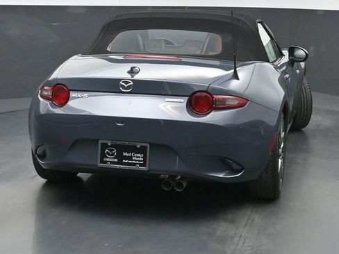Used 2020 MAZDA MX-5 Miata Grand Touring RWD image 3