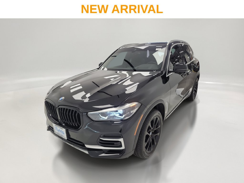 Used 2022 BMW X5 xDrive40i w/ Premium Package AWD/4WD image 1