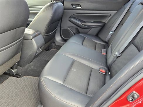 Used 2021 Nissan Altima 2.5 SR image 10
