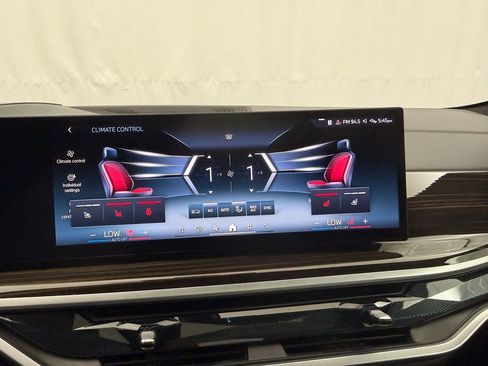 Used 2025 BMW X6 xDrive40i image 47