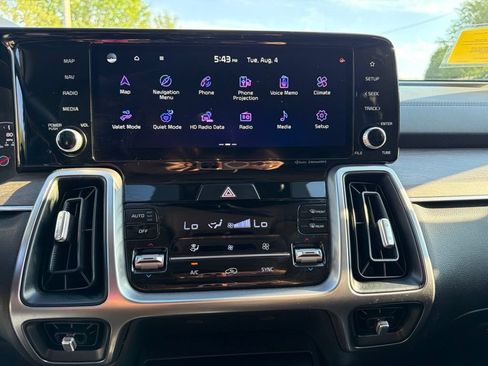 Certified 2023 Kia Sorento S w/ Panoramic Sunroof Package AWD/4WD image 23
