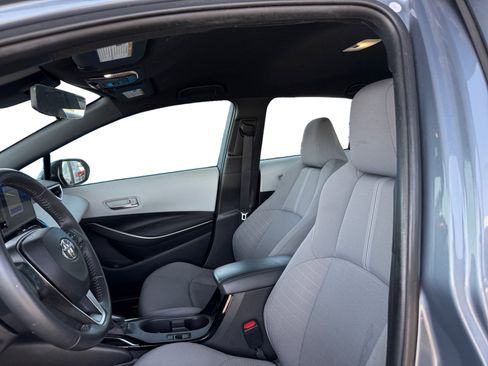 Used 2025 Toyota Corolla SE FWD image 10