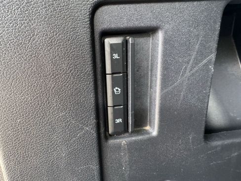 Used 2022 Ford Expedition Max XLT image 14