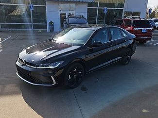 New 2026 Volkswagen Jetta SE video 1