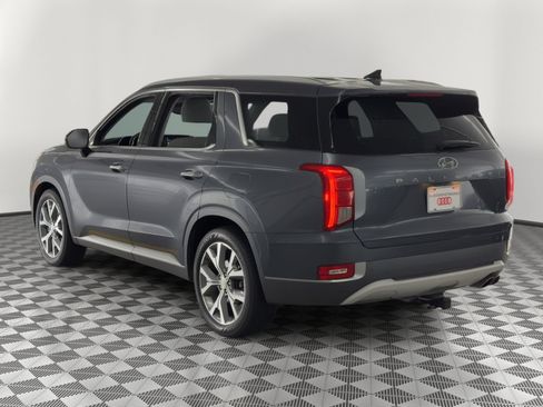 Used 2020 Hyundai Palisade SEL FWD image 3