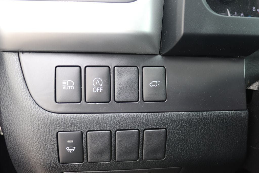 Used 2019 Toyota Highlander XLE AWD/4WD image 29