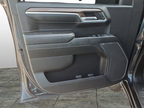 Used 2023 Chevrolet Silverado 1500 LT RWD image 12
