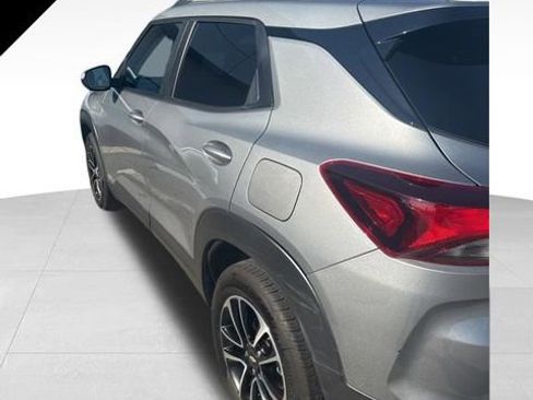 Used 2024 Chevrolet TrailBlazer LT w/ LT Cold Weather Package image 1