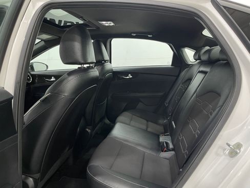 Used 2021 Kia Forte GT-Line w/ GT-Line Premium Package FWD image 29