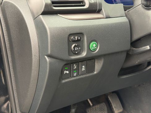 Used 2023 Honda Passport EX-L image 16