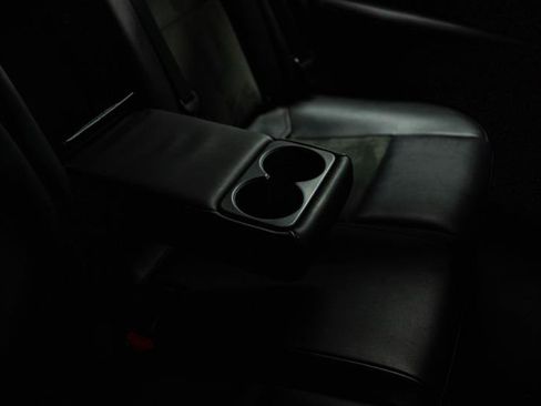 Used 2024 Nissan Ariya FWD image 12