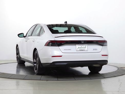Used 2023 Honda Accord Sport image 7