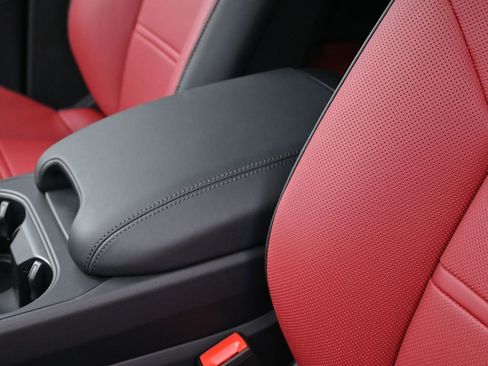 New 2026 Porsche Cayenne Coupe image 21