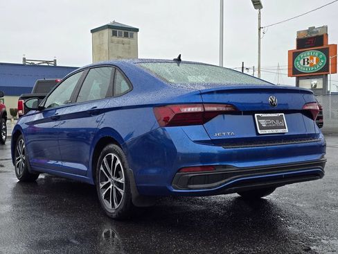 Used 2024 Volkswagen Jetta Sport FWD image 8