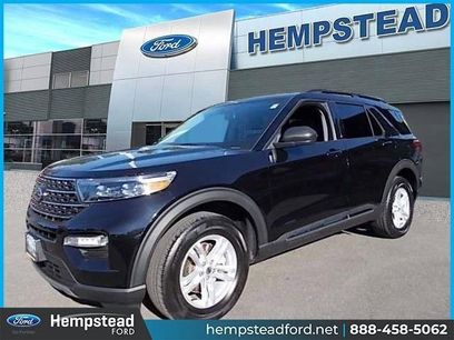 Certified 2022 Ford Explorer XLT w/ Equipment Group 202A