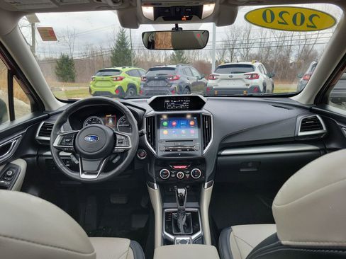 Used 2020 Subaru Forester Limited image 9