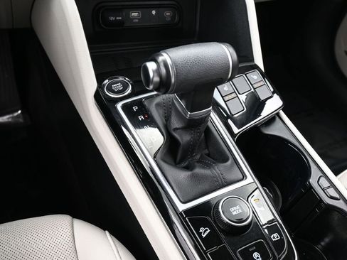 Used 2023 Kia Sportage EX image 22