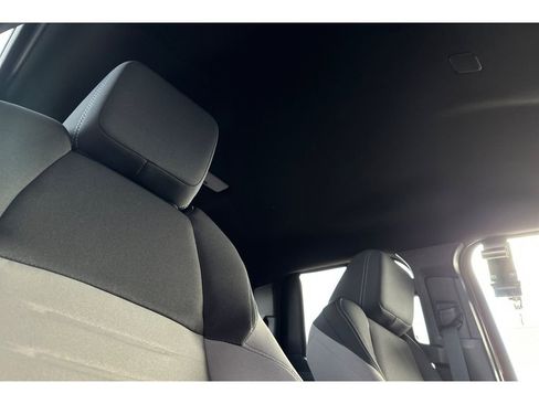 New 2025 Toyota Tacoma TRD Off-Road image 17