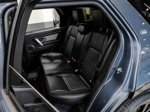 Used 2025 Land Rover Discovery Sport Dynamic SE AWD/4WD image 41