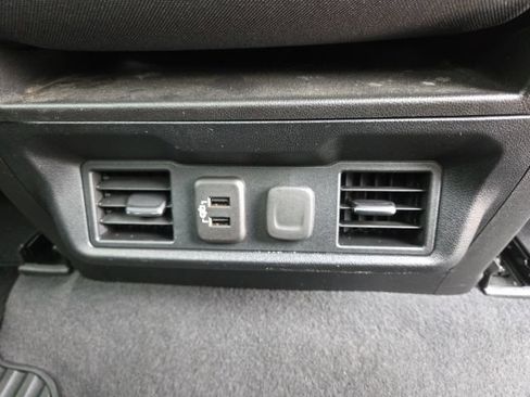 Used 2019 GMC Sierra 1500 SLE w/ Preferred Package AWD/4WD image 42