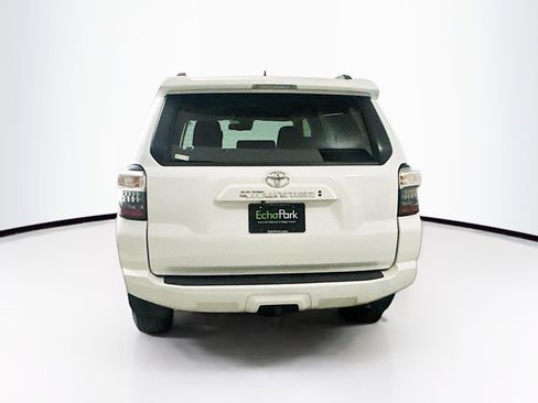 Used 2024 Toyota 4Runner SR5 image 7