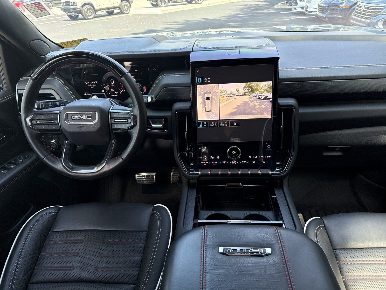 Used 2025 GMC Yukon AT4 Ultimate AWD/4WD image 25