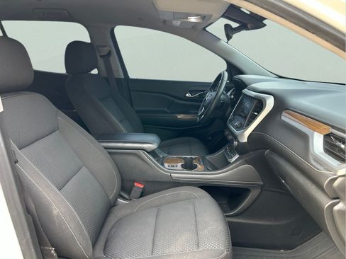 Used 2021 GMC Acadia SLE w/ Driver Convenience Package FWD image 14